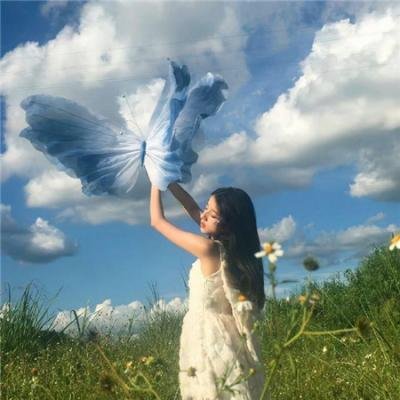 黑暗中的两个人